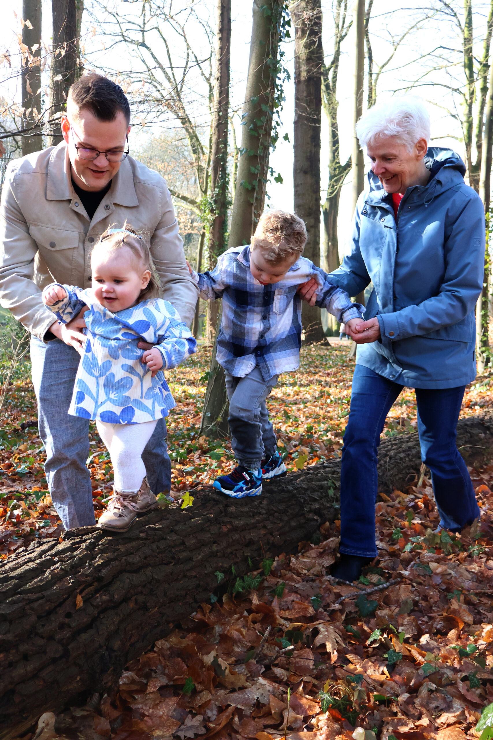 Familie fotoshoot in bos